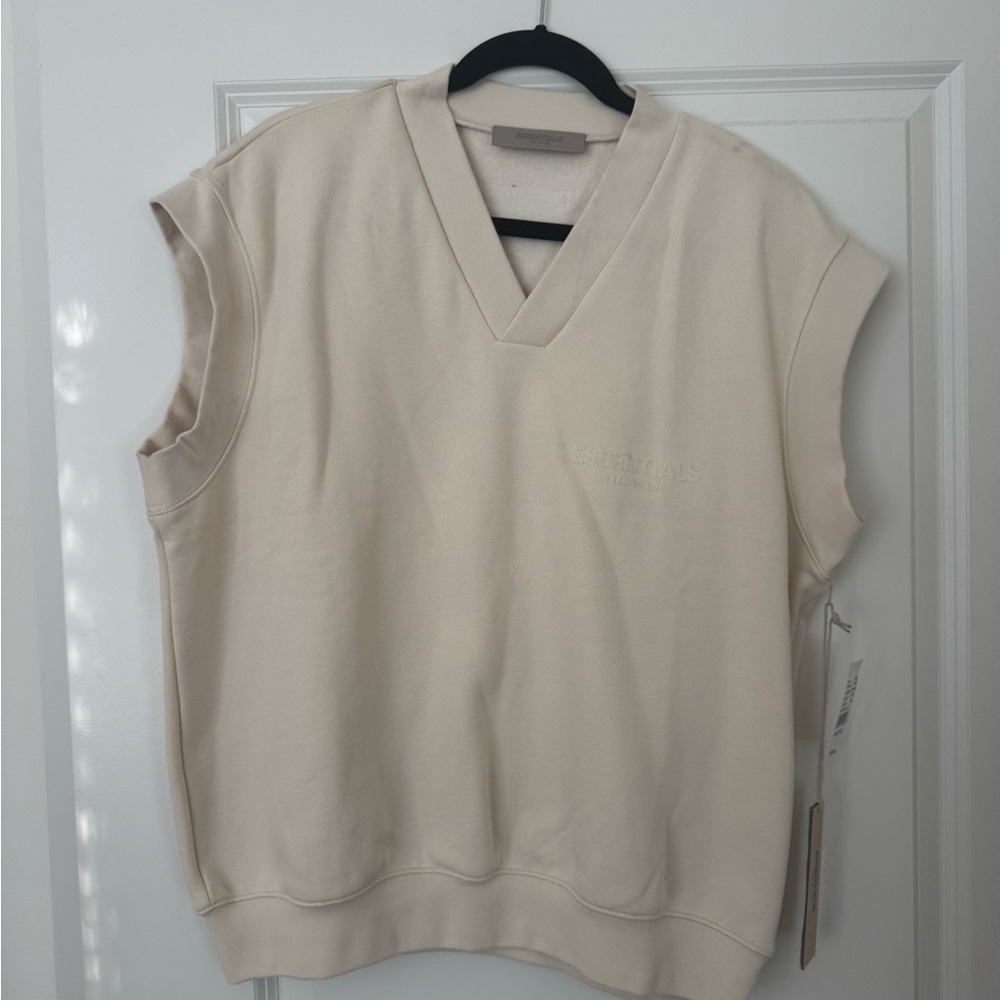 Essentials fear of god - Cream Sleeveless V-Neck Top
